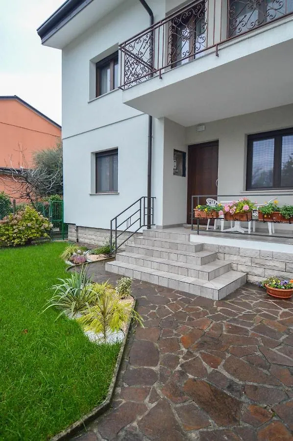 Casa Vacanze Nonno Asterio Monfalcone 0*,  Italy